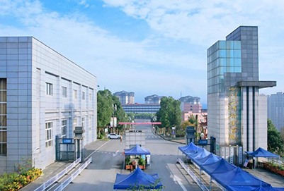 学校大门