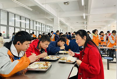 学校食堂