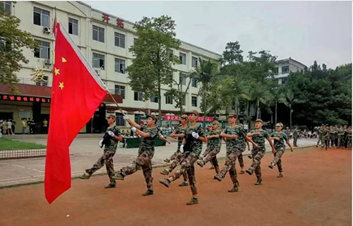 内江铁路机械学校