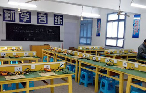 电子焊接教室