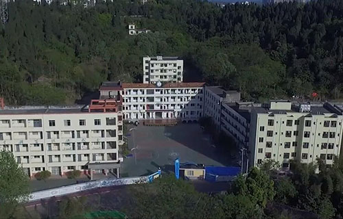 鸟瞰学校