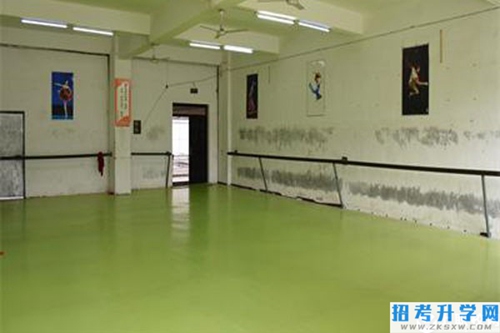 张家界旅游学校实训室