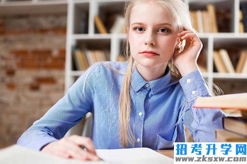张雪峰谈单招报专业（男孩走单招学什么专业好）